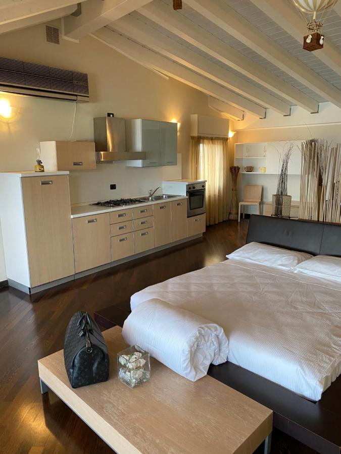 Molino Apartments 데센자노델가르다 외부 사진